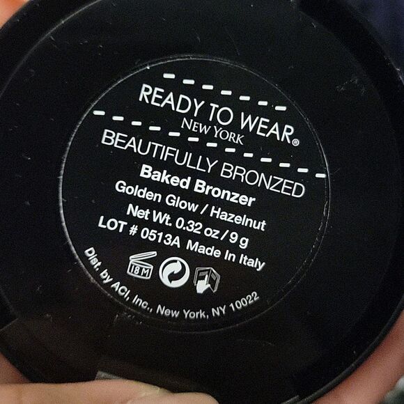 Ready to Wear Baked Bronzer-Italian Made, luxury beauty - Picture 2 of 2
